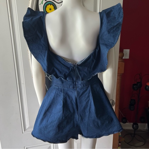 🍒💣 Pinup inspired denim romper - Picture 3 of 9